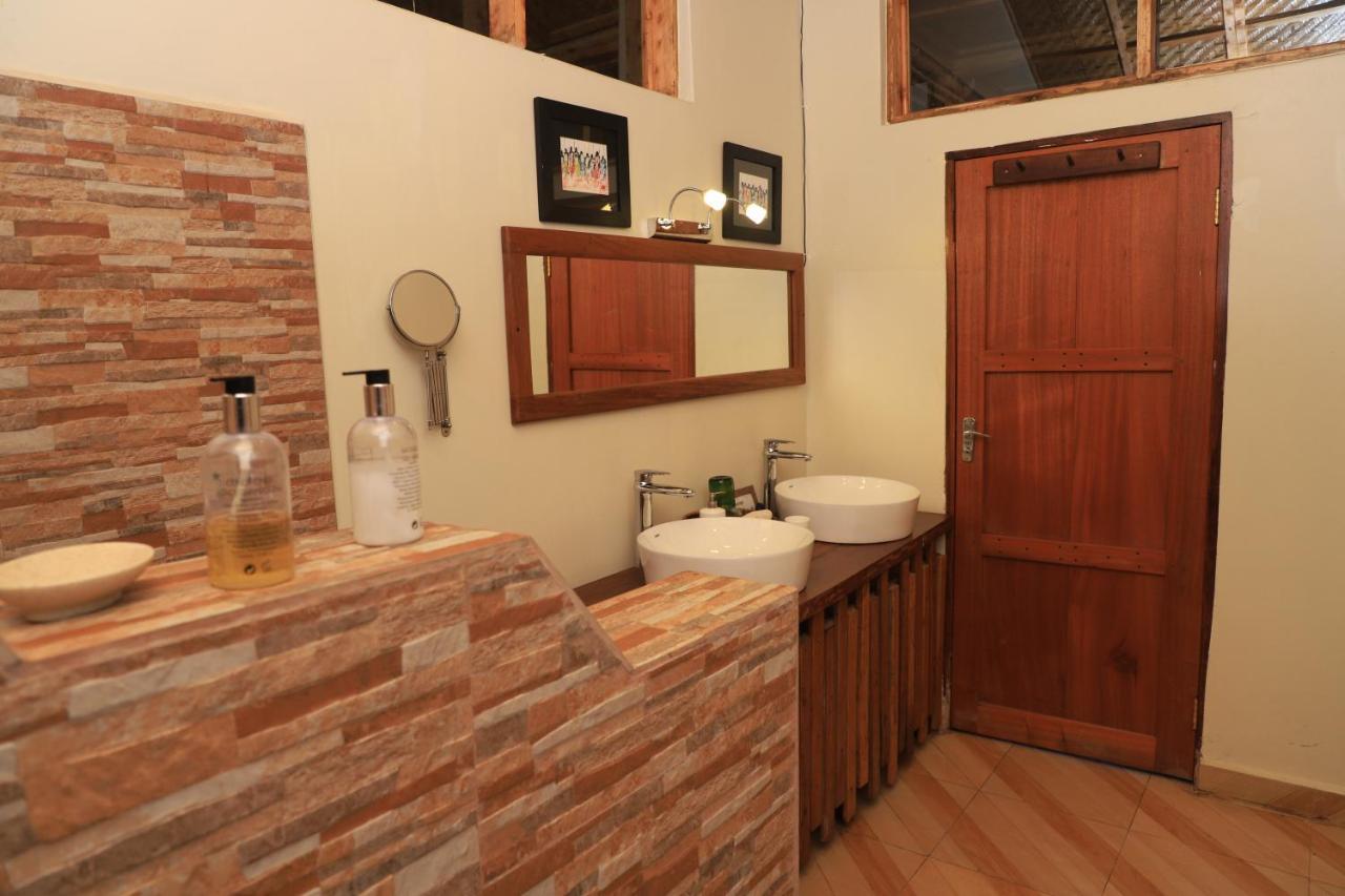 Nkuringo Bwindi Gorilla Lodge Luaran gambar